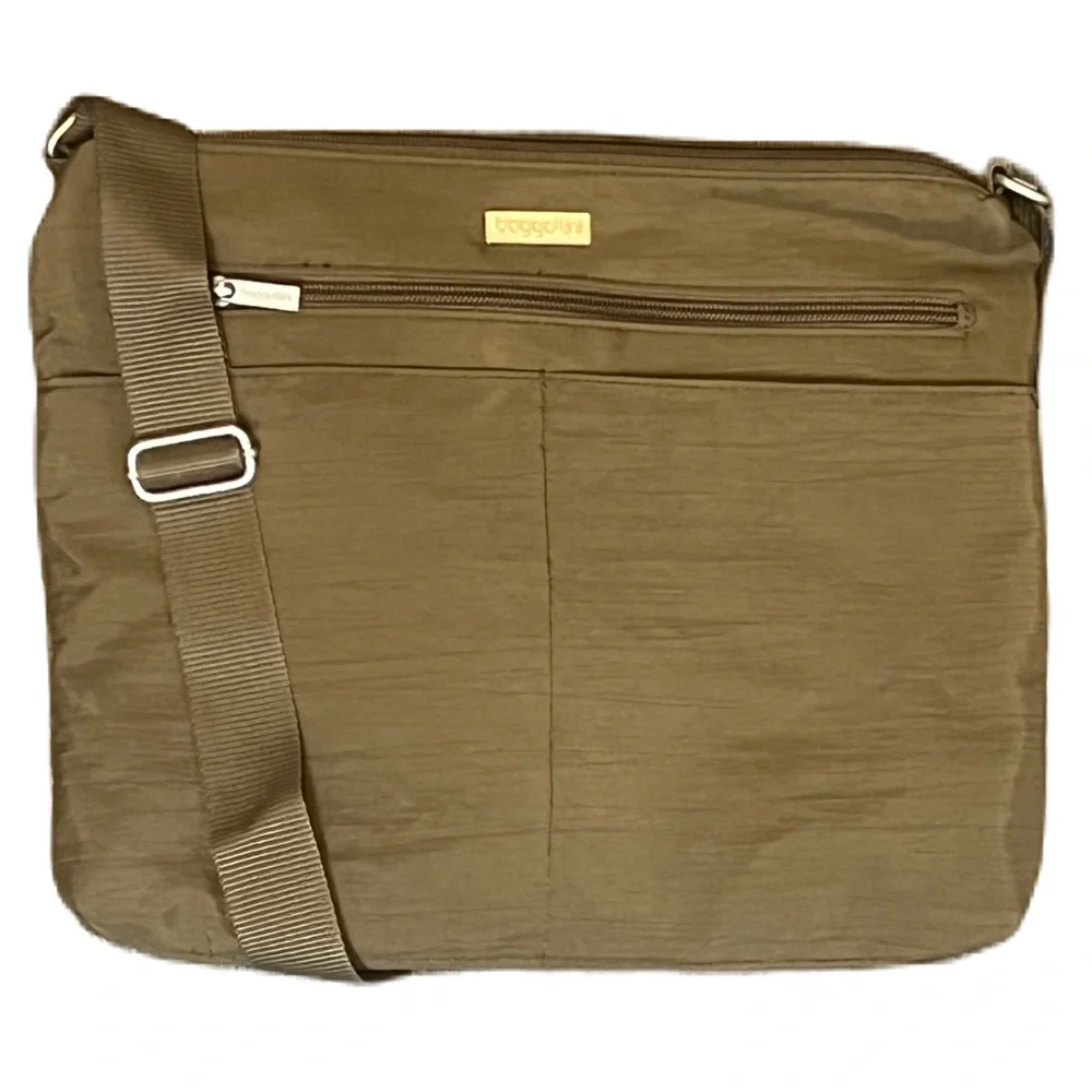 Baggallini Brown Messenger Bag